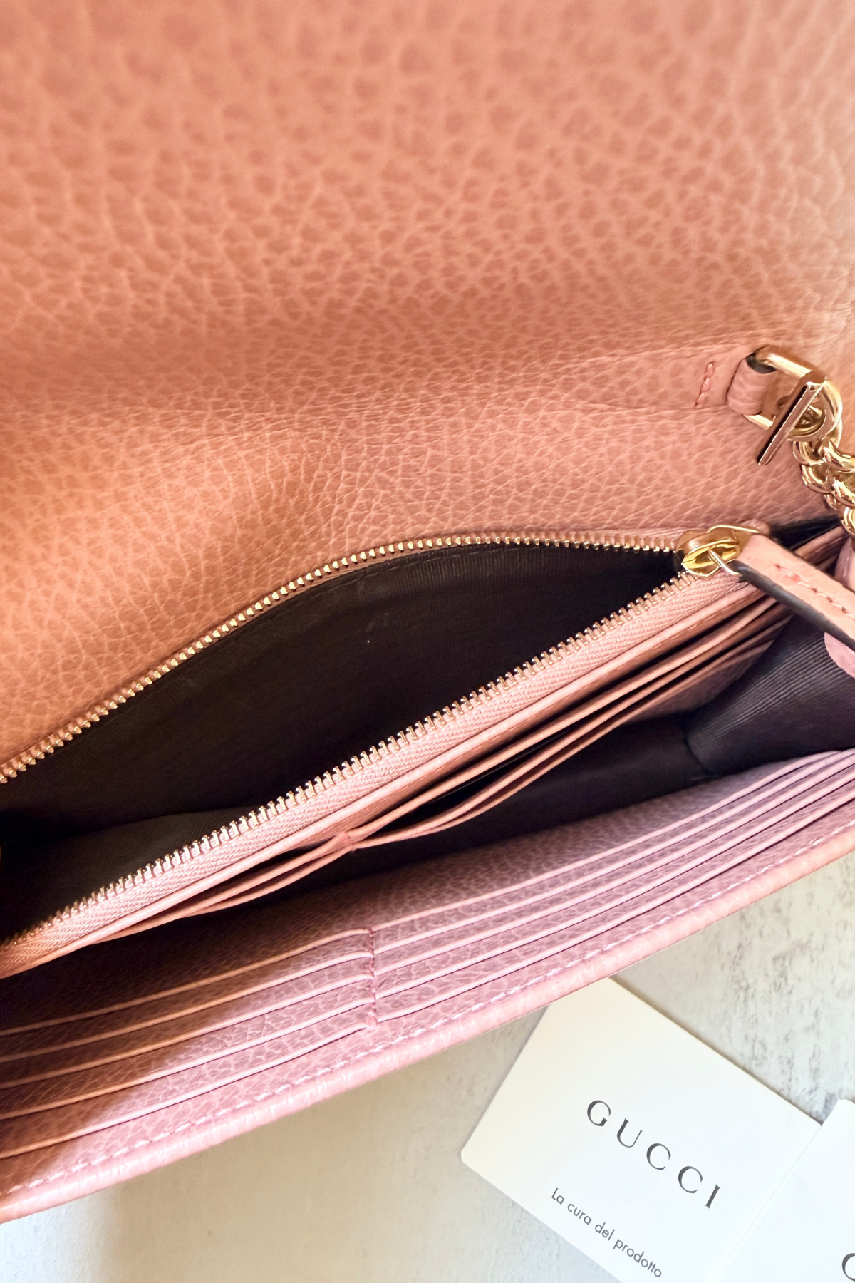 Gucci Pink Pebbled Leather Interlocking G WOC