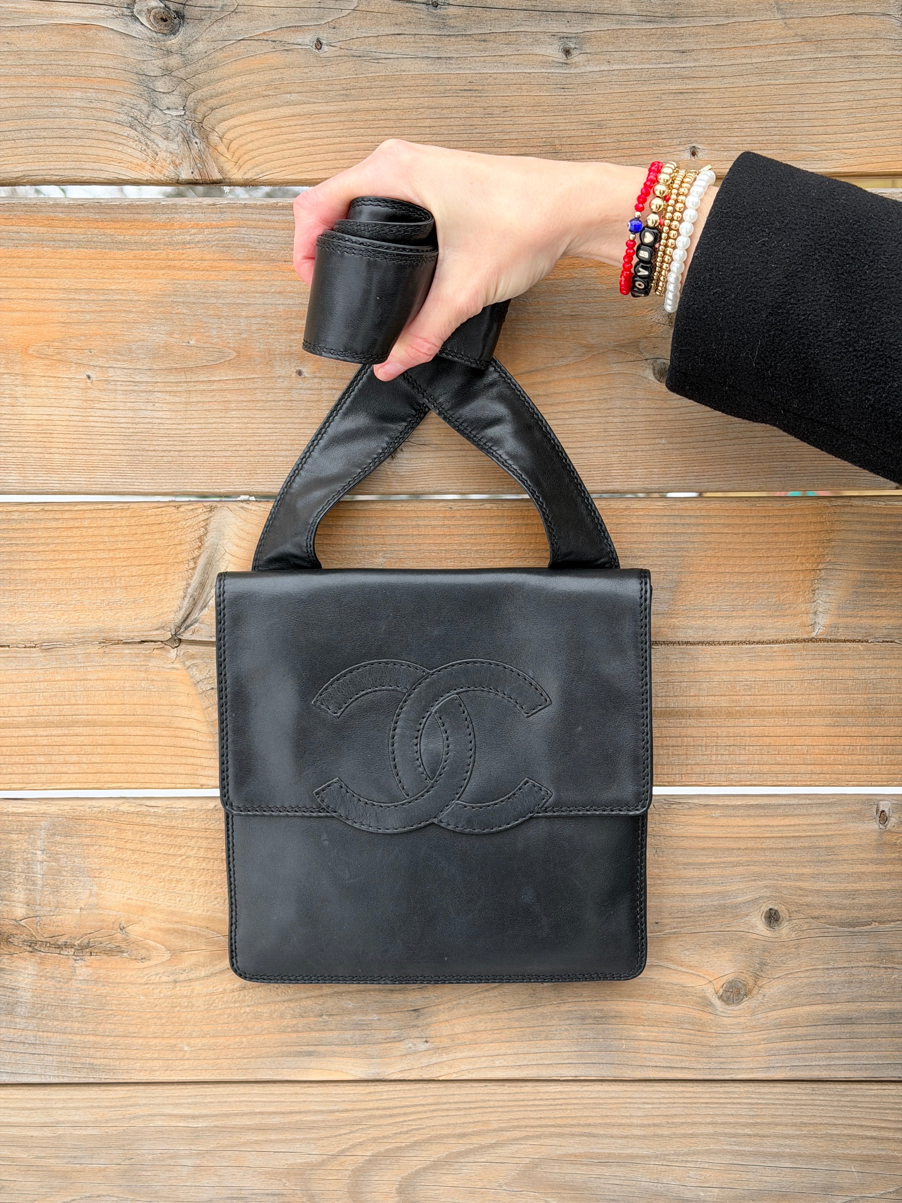 Chanel Vintage CC Flap Black Lambskin Messenger Bag 1997–1999