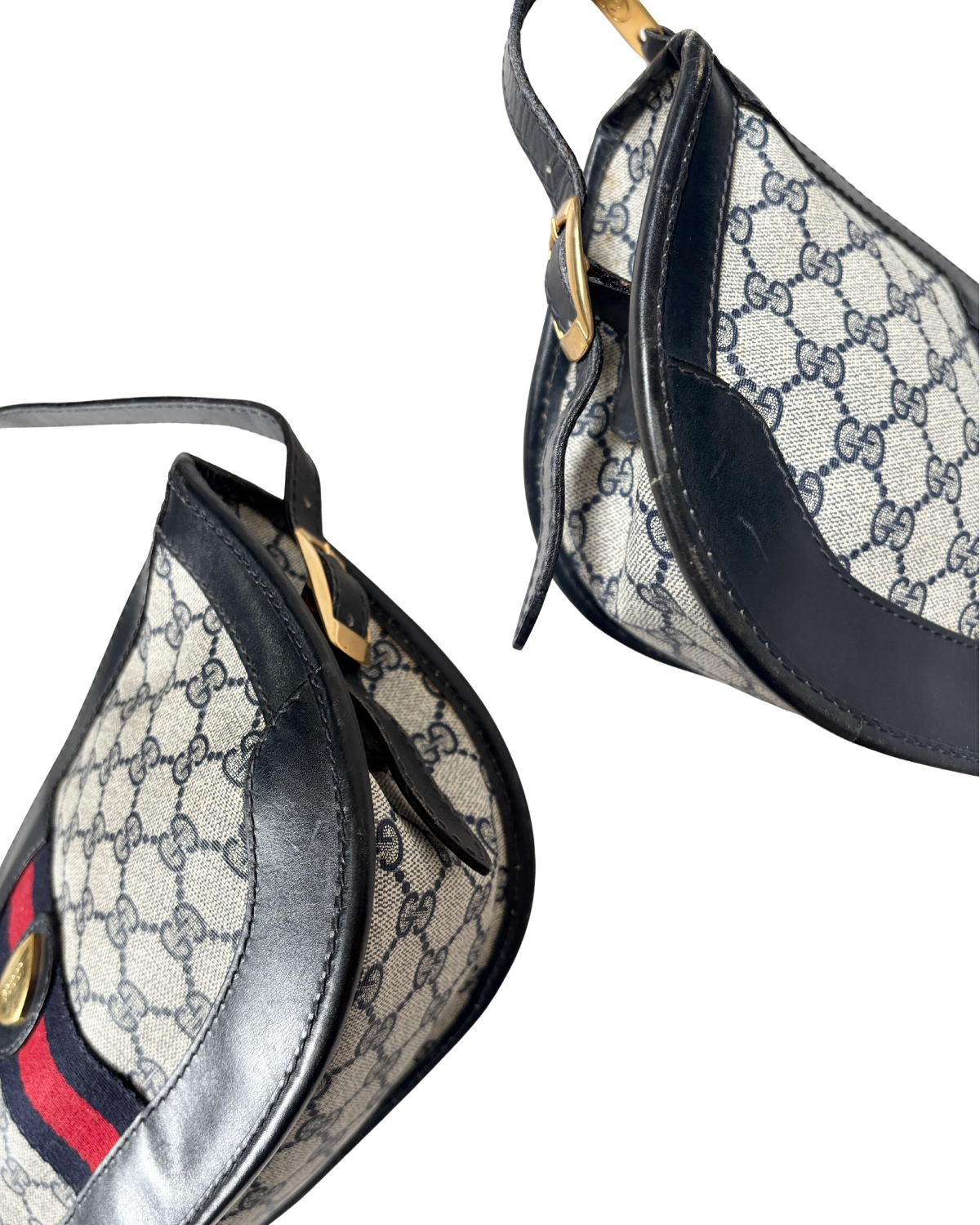 GUCCI GG Navy Supreme Vintage Shoulder Bag