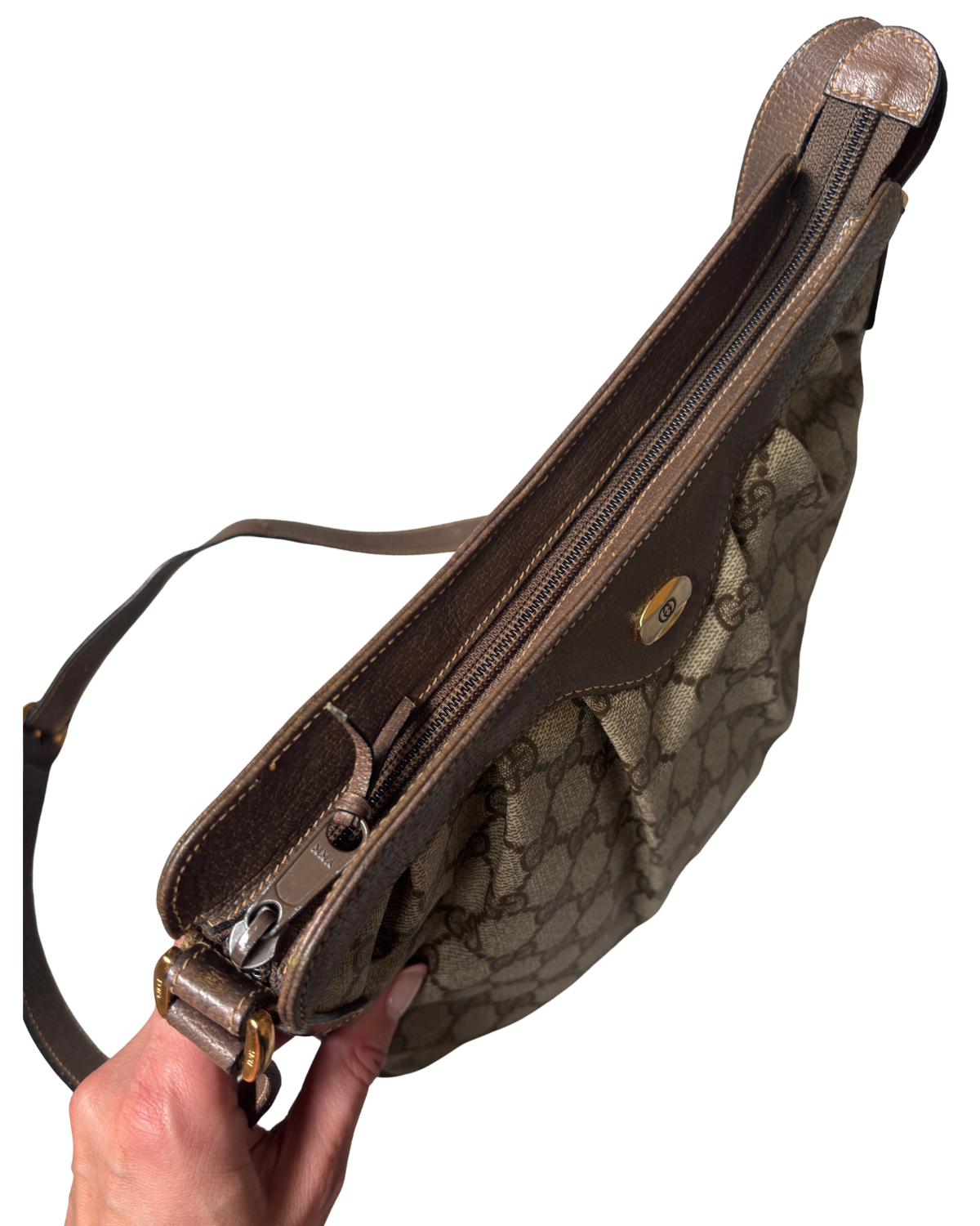 Gucci Accessory Collection GG Supreme Crossbody Bag