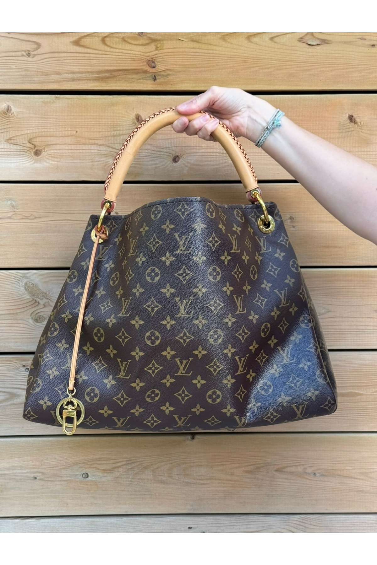 Louis Vuitton Monogram Artsy MM (SUPER RARE! 2014)