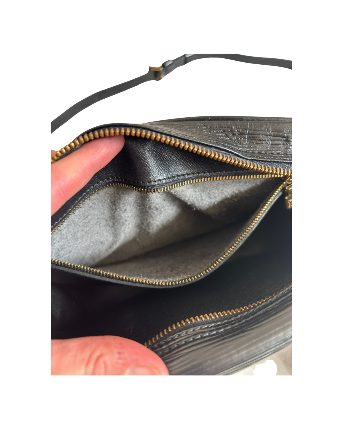 Louis Vuitton Black Epi Jeune Fille MM Crossbody