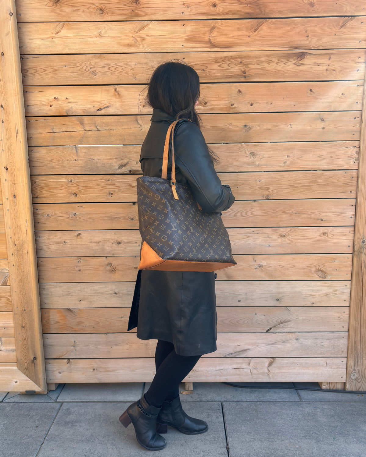 Louis Vuitton Cabas Mezzo Monogram Canvas Tote