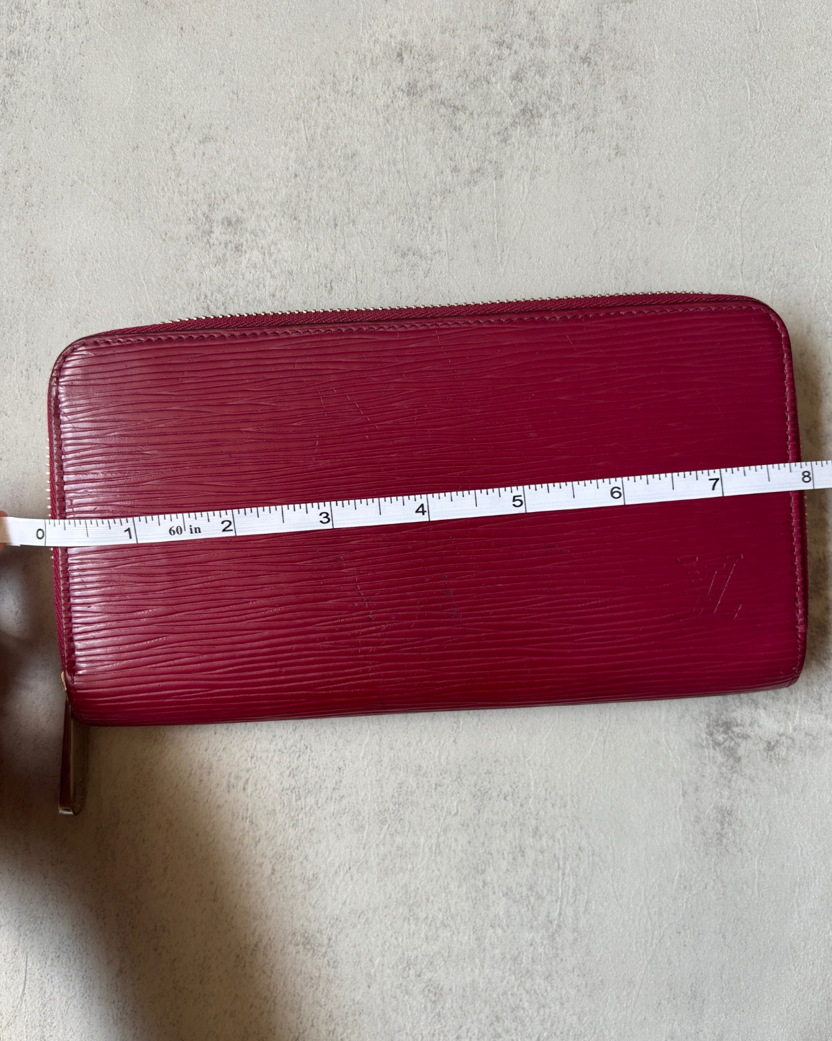 Louis Vuitton Zippy Wallet in Raspberry Epi Leather