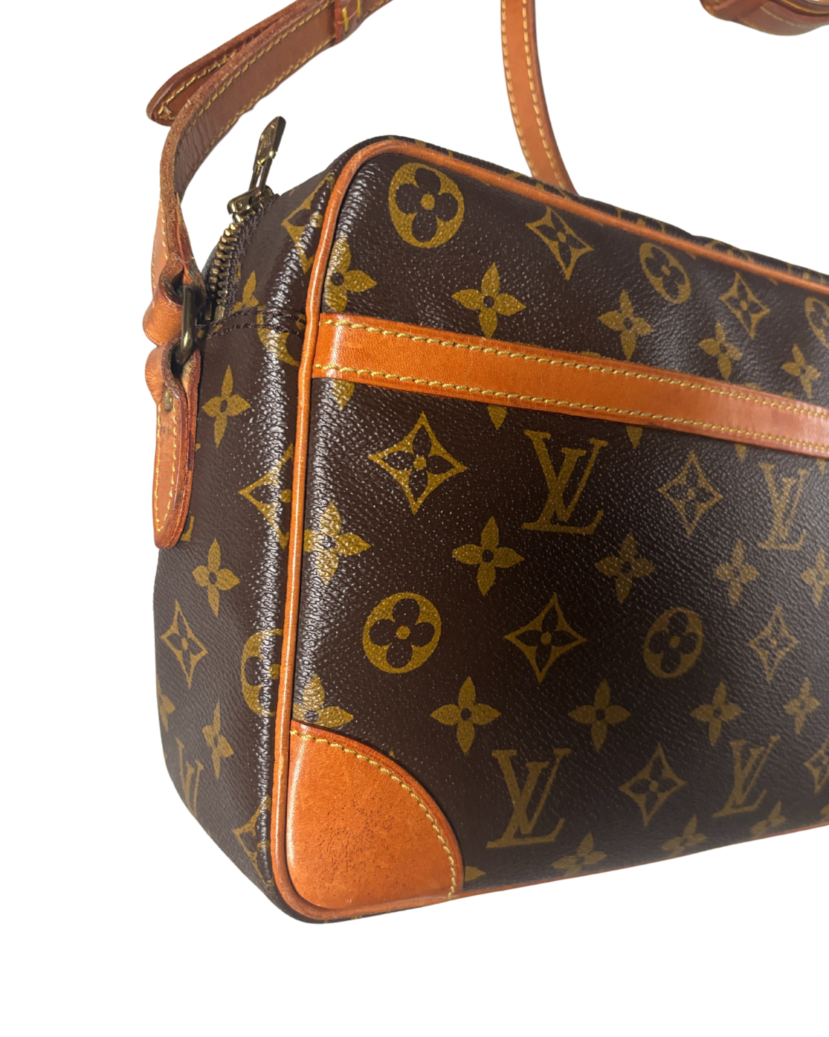 Louis Vuitton Monogram Trocadero 30