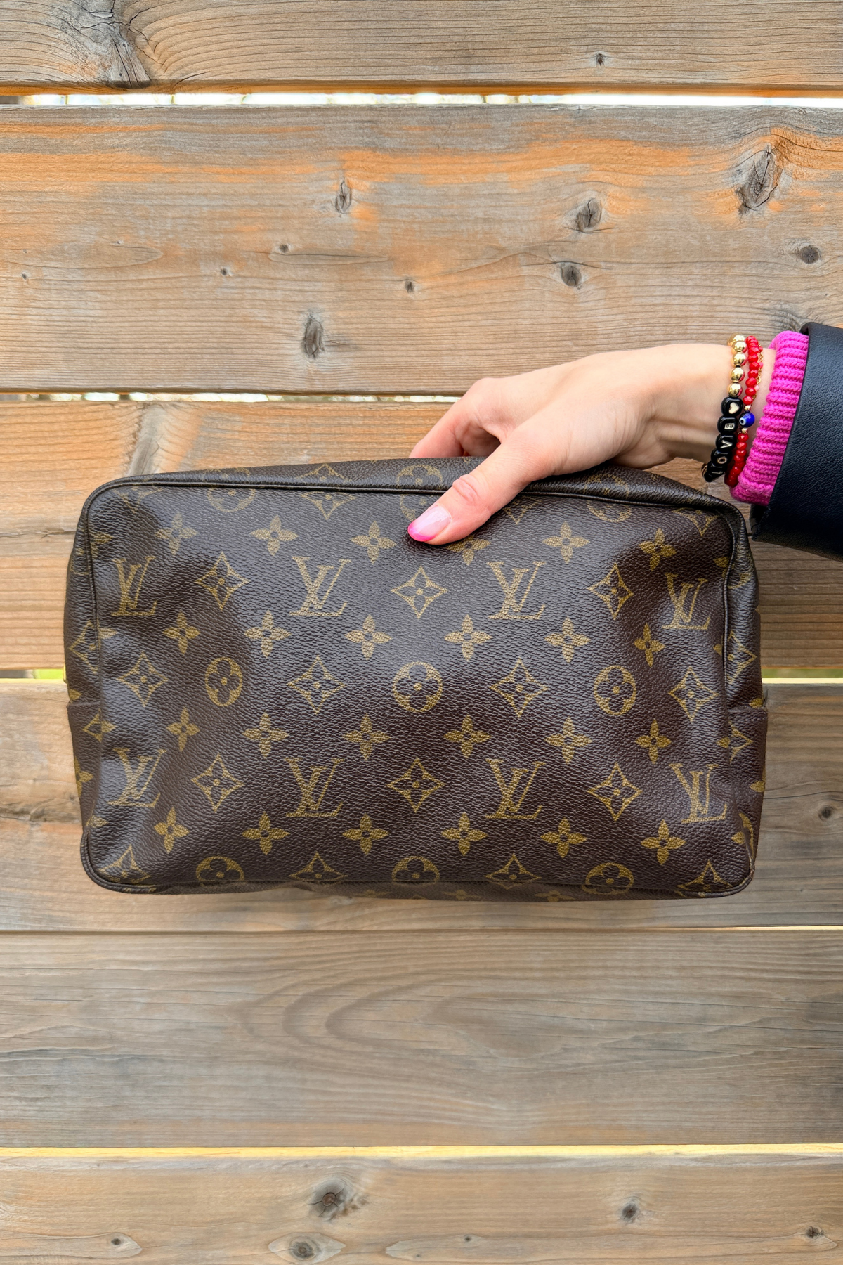 Louis Vuitton Monogram Trousse 28 Cosmetic Pouch / Clutch
