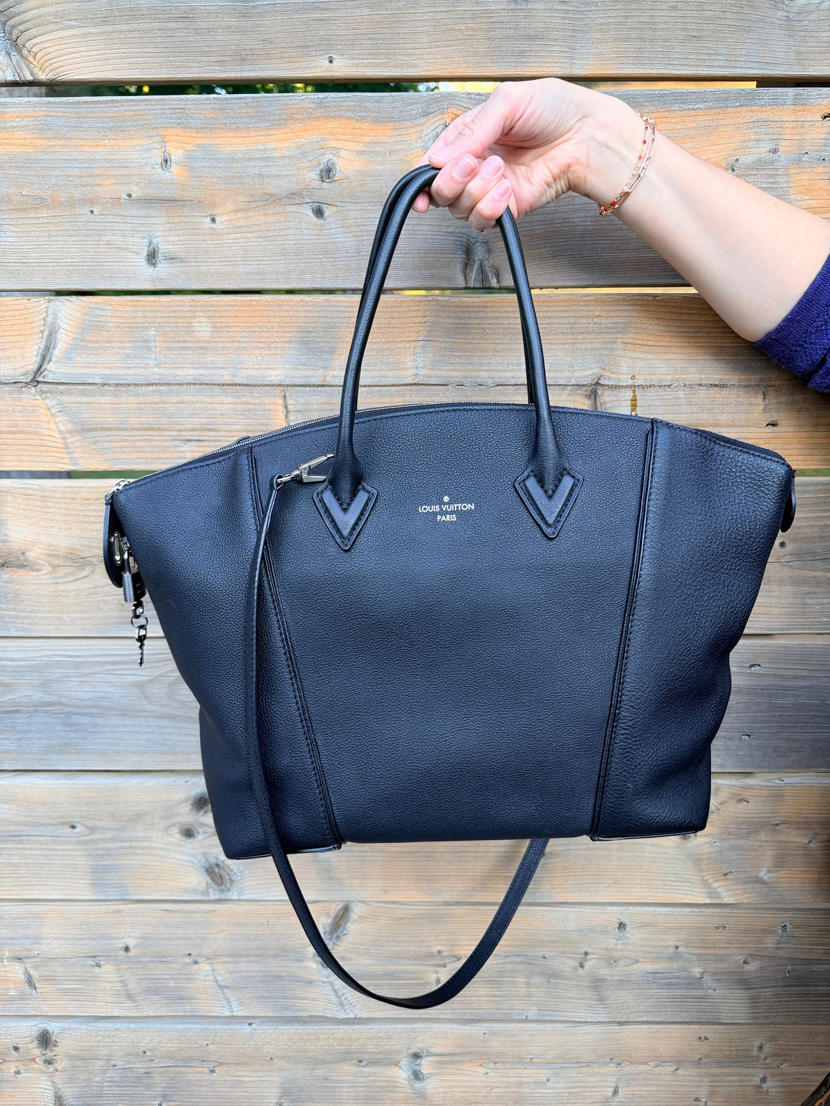 Louis Vuitton Soft Lockit MM Noir Veau Cachemire Leather Bag (2014)