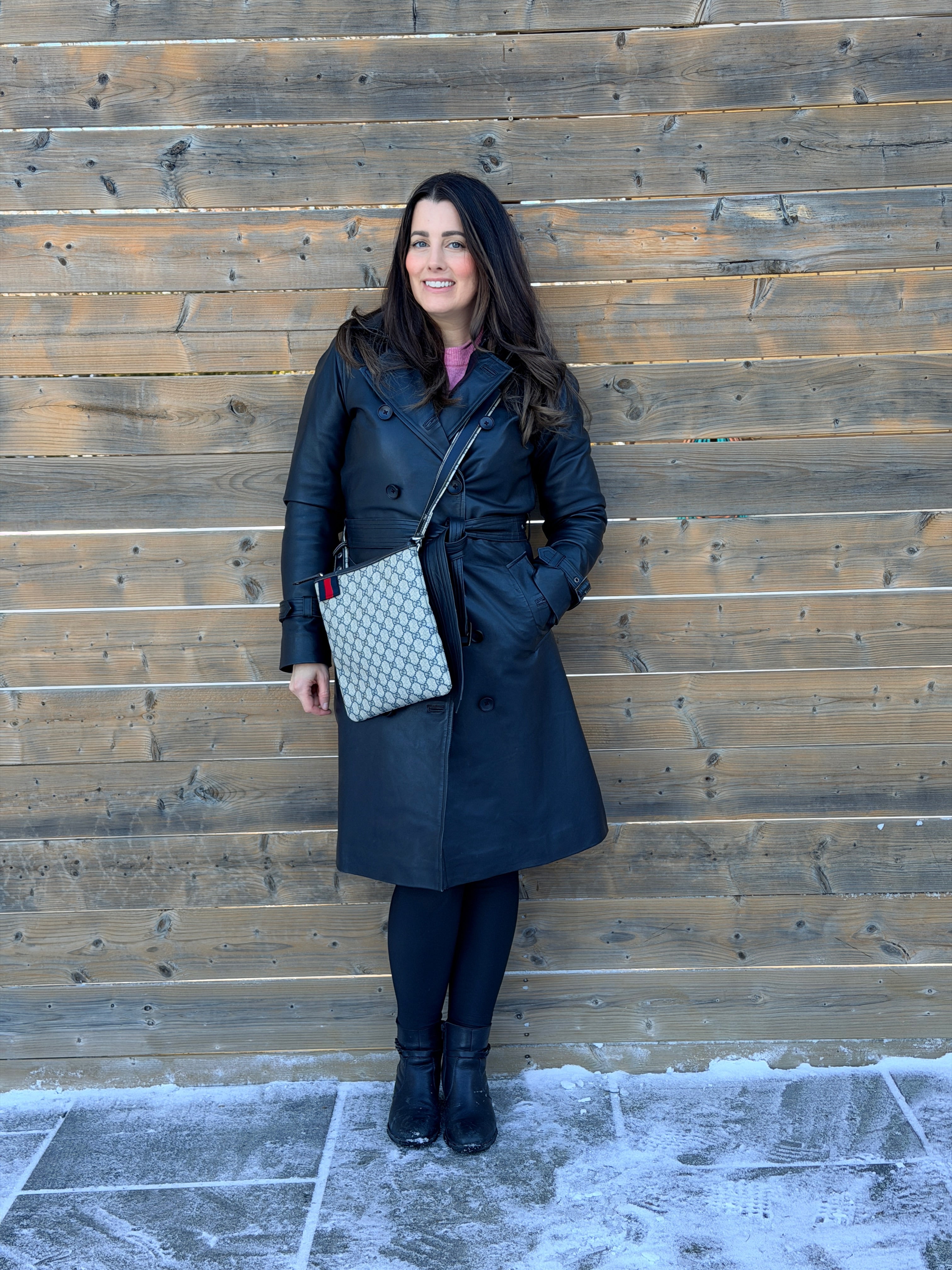 GUCCI GG Navy Supreme Crossbody Bag