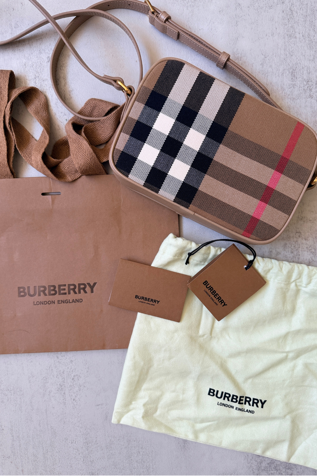 Burberry House Check Small Camera Bag in Chestnut Beige | Full Set