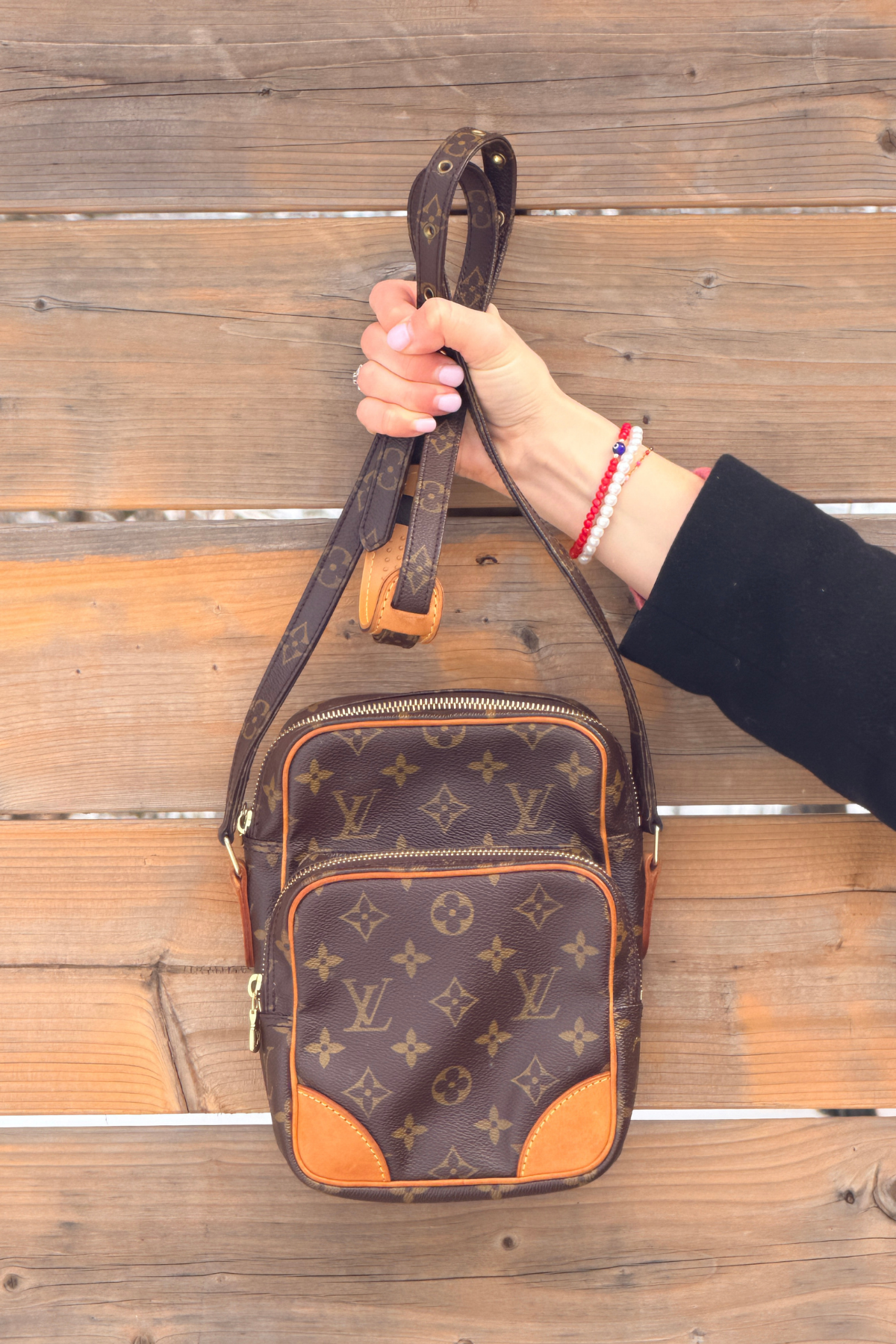 Louis Vuitton Monogram Amazon PM (1990)