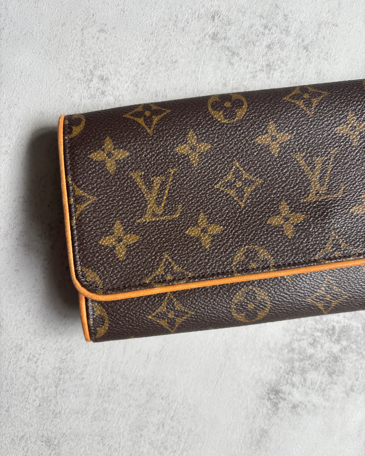 Louis Vuitton Monogram Pochette Twin GM (2001)