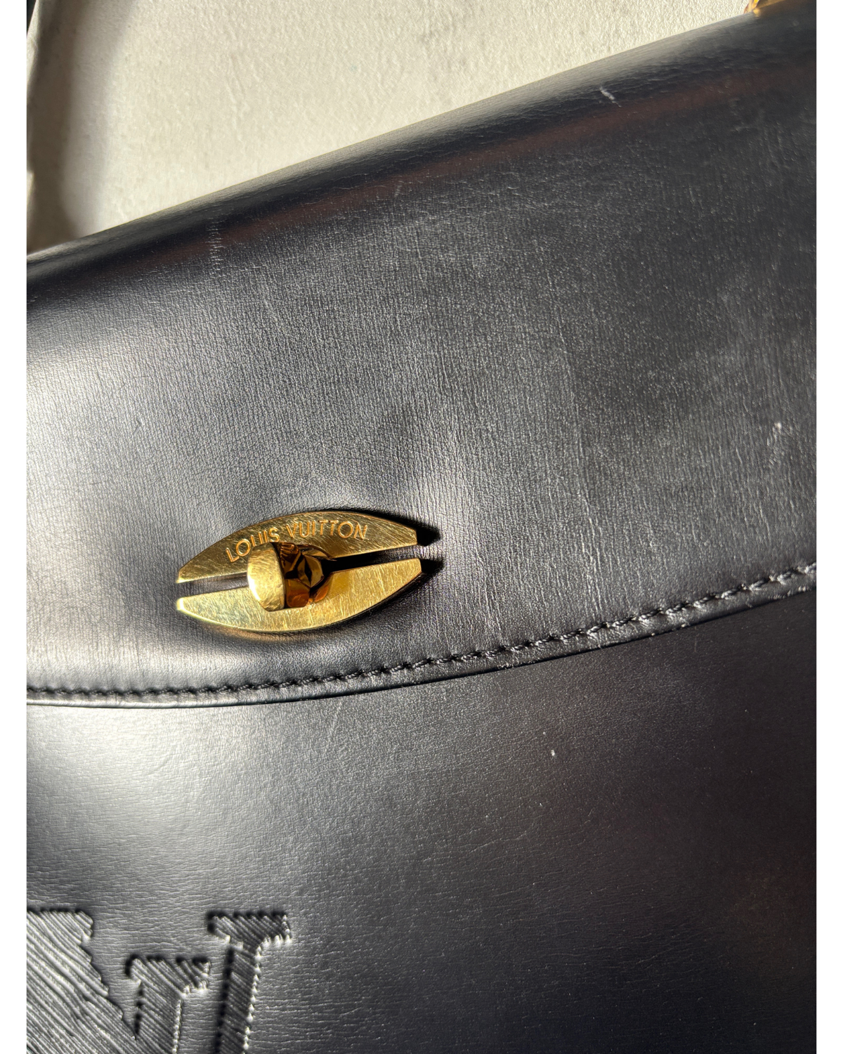RARE Louis Vuitton Opéra (Sparta) Black Epi / Smooth Leather Shoulder Bag (1991)