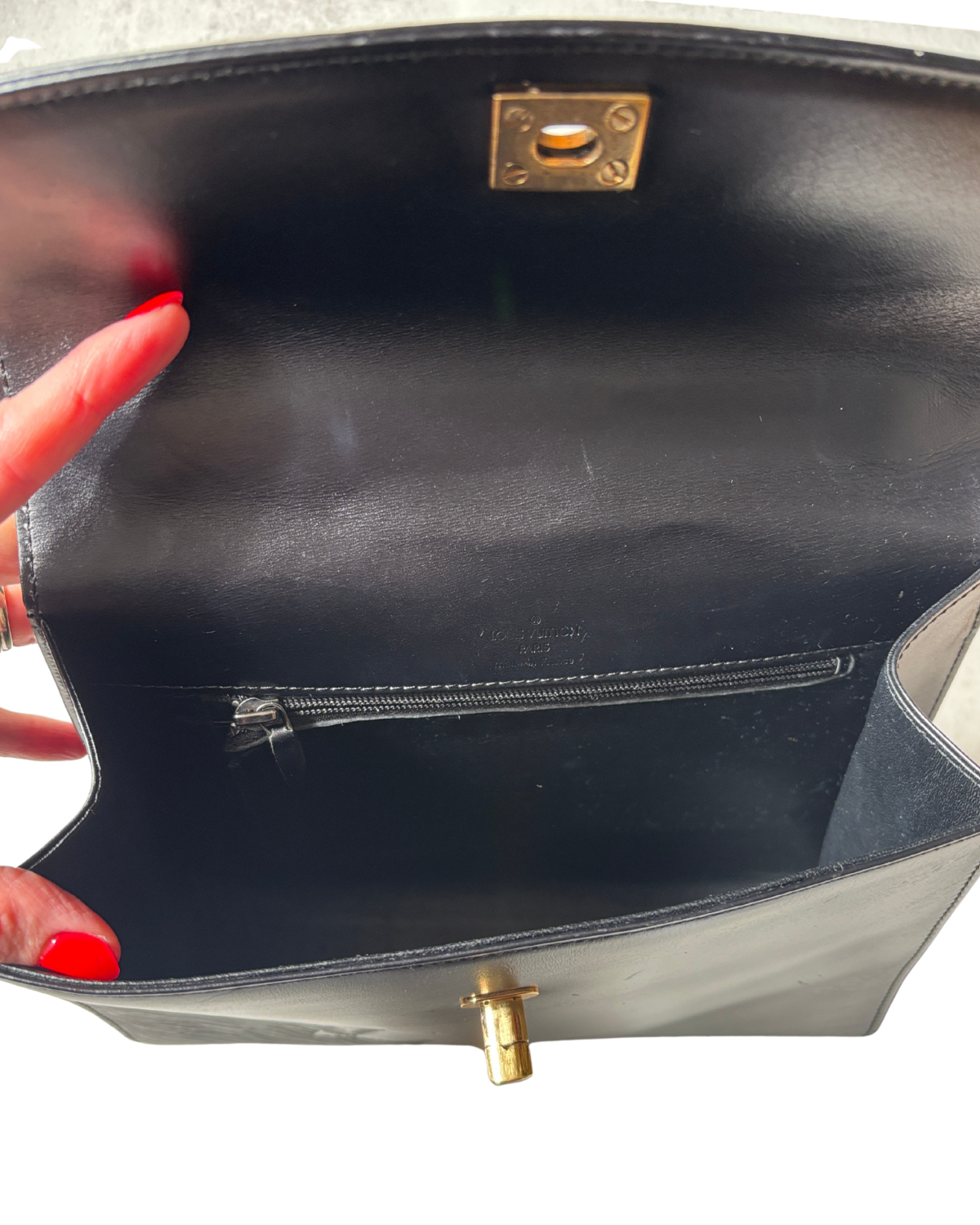 RARE Louis Vuitton Opéra (Sparta) Black Epi / Smooth Leather Shoulder Bag (1991)